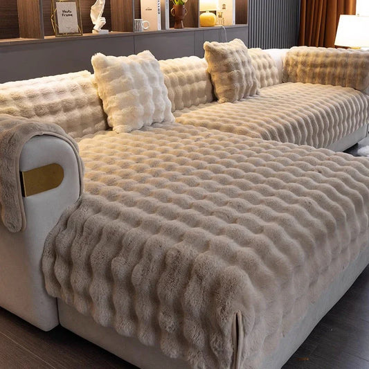 Luxe Non-Slip Sofa Protector – SofaGuard Exclusive